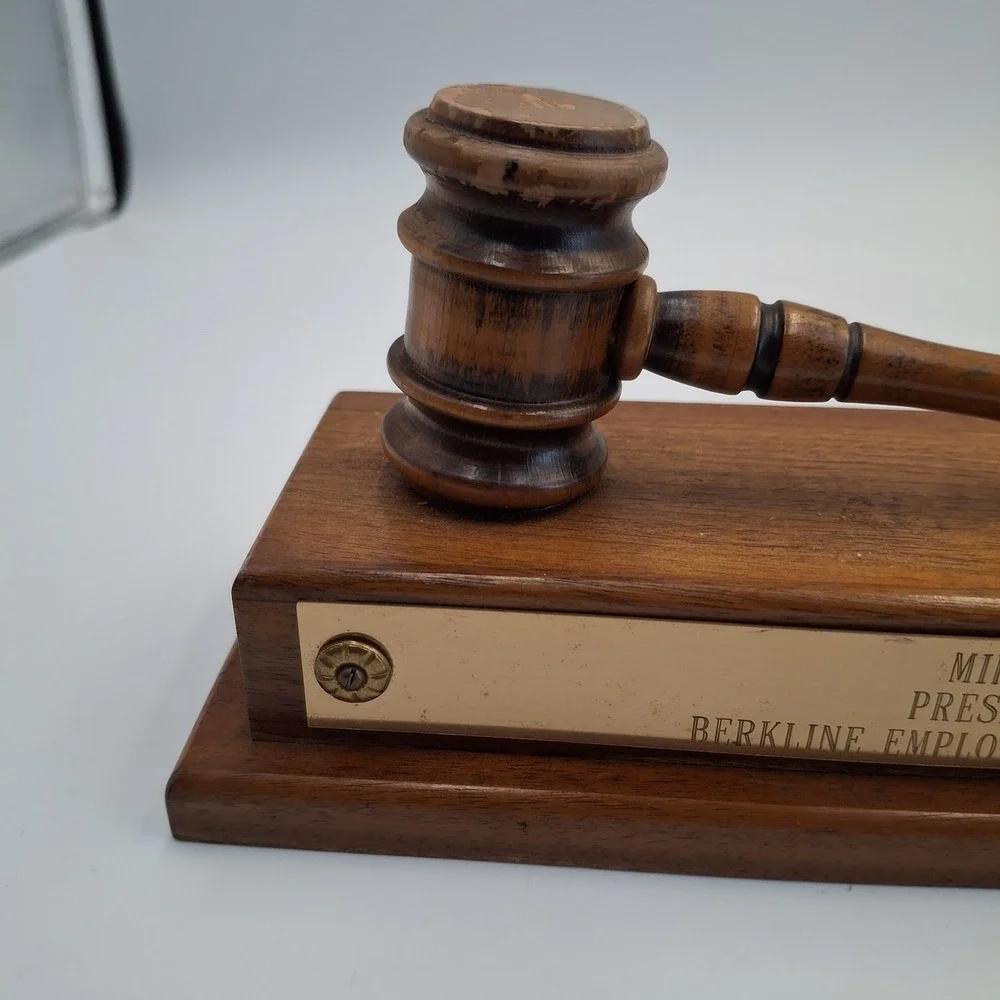 Vintage 1976 Wooden Gavel Display Base Plaque Award Presentation Judge Mallet